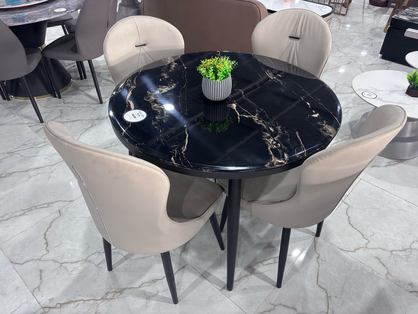 MGR New four Seater Round Dining Table Set With Marble Top